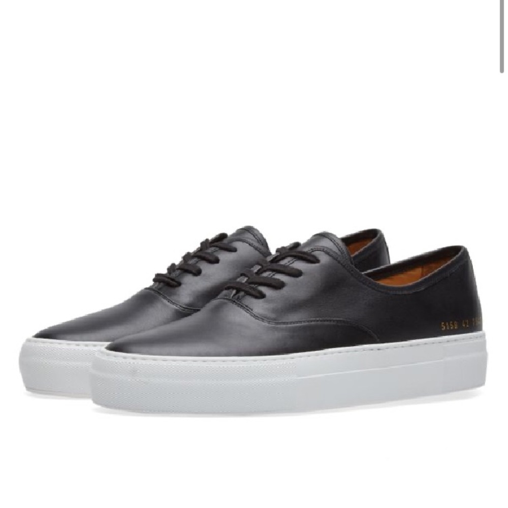 COMMON PROJECTS sneaker